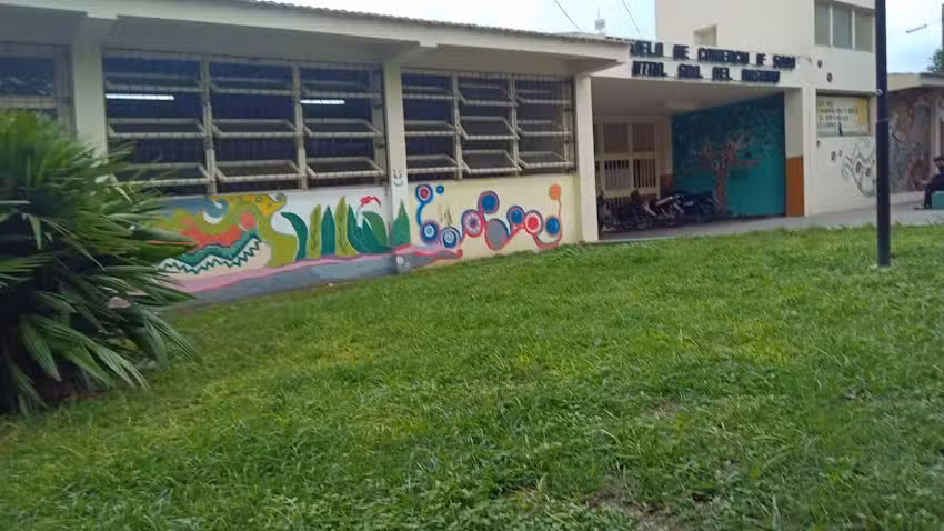 Escuela comwecio5
