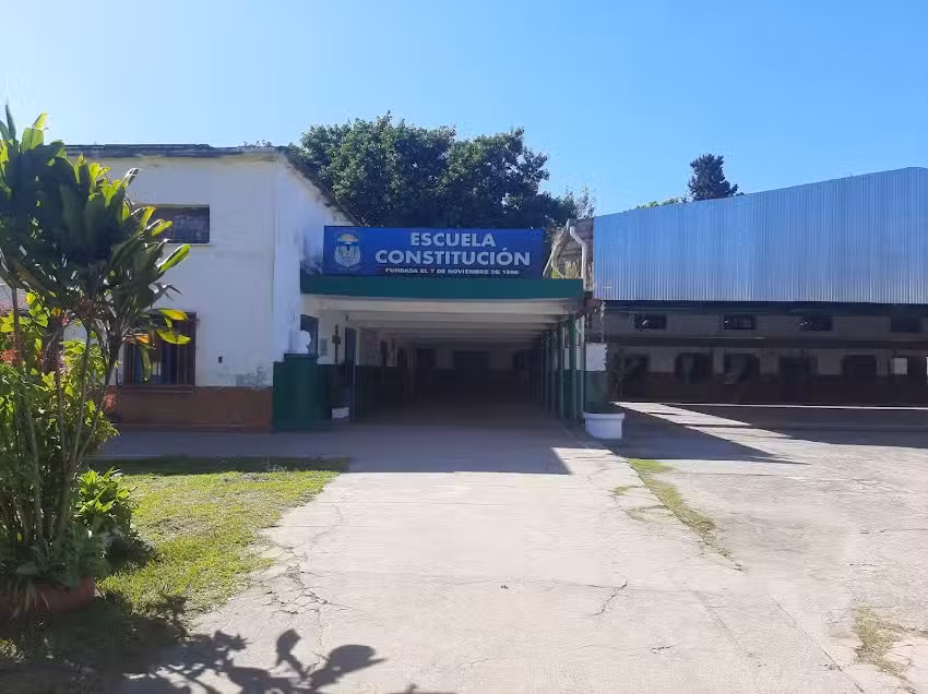 Escuela Constitucion