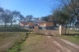 Escuela Cornelio Saavedra. La Rinconada