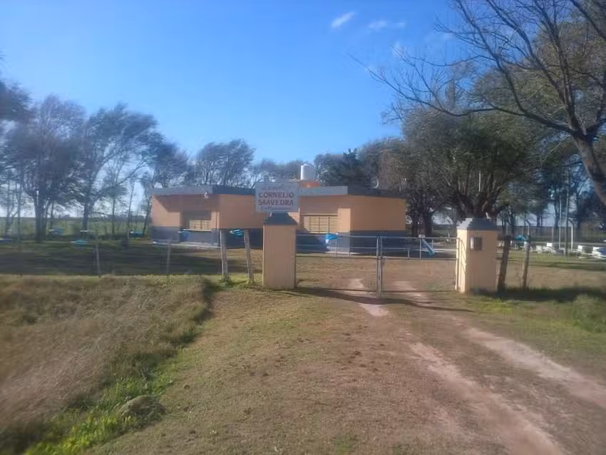 Escuela Cornelio Saavedra. La Rinconada