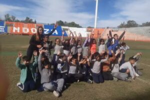 ESCUELA DE ARTE APLICADO