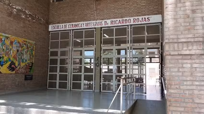 Escuela de Cer&aacute;mica y Artesan&iacute;as &ldquo;Dr. Ricardo Rojas&rdquo;