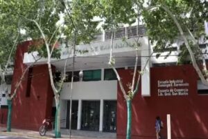 Escuela de Comercio Libertador General San Martín UNSJ