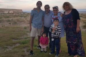 Escuela de Danzas El Camaruco &ndash;