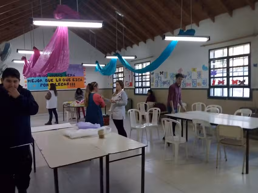 Escuela De Educ Especial 503
