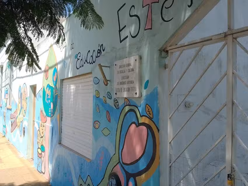 Escuela De Educaci&oacute;n Est&eacute;tica