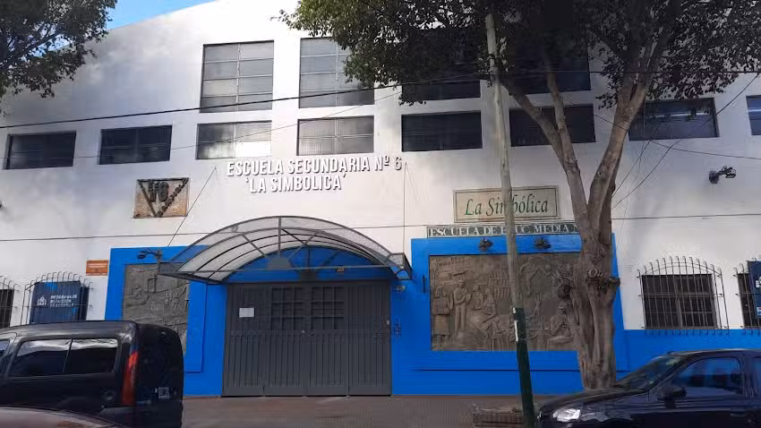 Escuela de Educaci&oacute;n Media N&ordm; 6