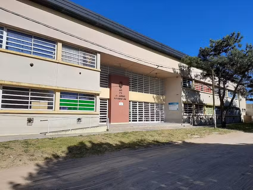 Escuela De Educaci&oacute;n Primaria N&ordm;15
