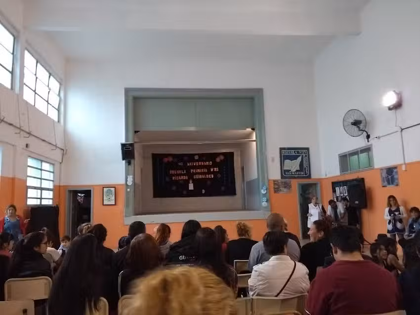 Escuela De Educaci&oacute;n Primaria N&ordm;25 &ldquo;Ricardo G&uuml;iraldes&rdquo; y Secundaria 57