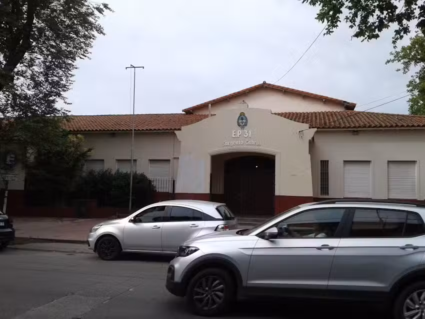 Escuela De Educaci&oacute;n Primaria N&ordm;31 &ldquo;Sargento Cabral&rdquo;