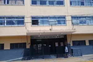 Escuela de Educaci&oacute;n Secundaria (E.E.S.) N&ordm;15 &ldquo;Independencia del Per&uacute;&rdquo;