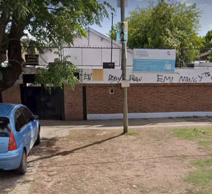 Escuela de Educaci&oacute;n Secundaria (E.E.S.) N&ordm;62