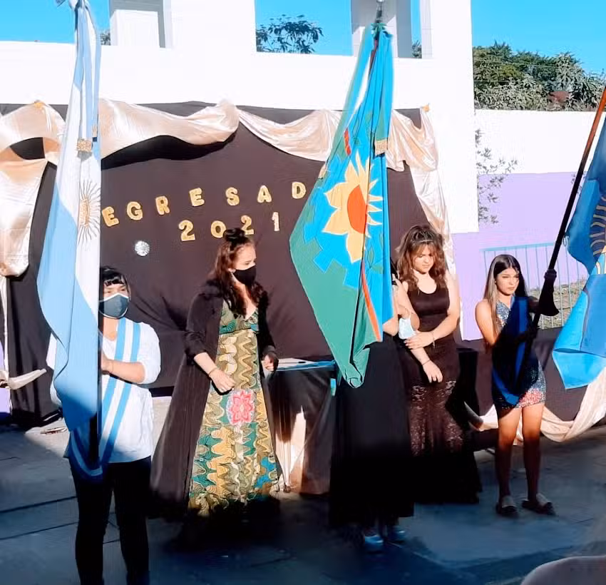 Escuela de Educaci&oacute;n Secundaria (E.E.S.) N&ordm;69