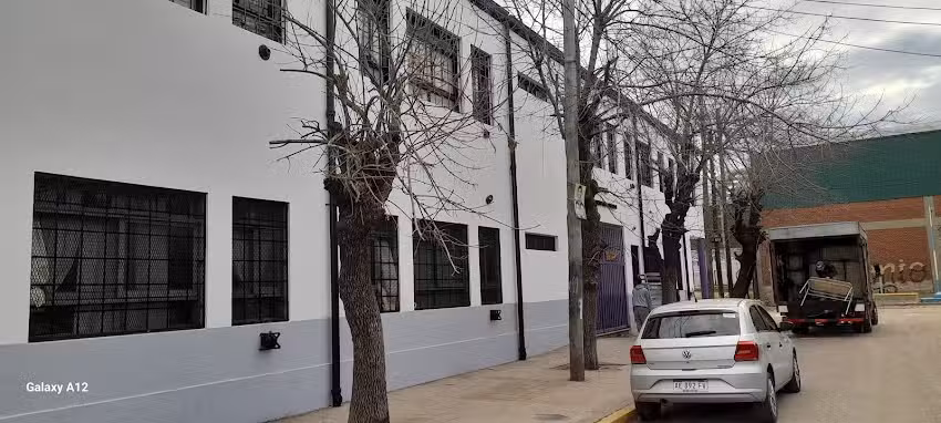 Escuela de Educaci&oacute;n Secundaria (E.E.S.) N&ordm;70