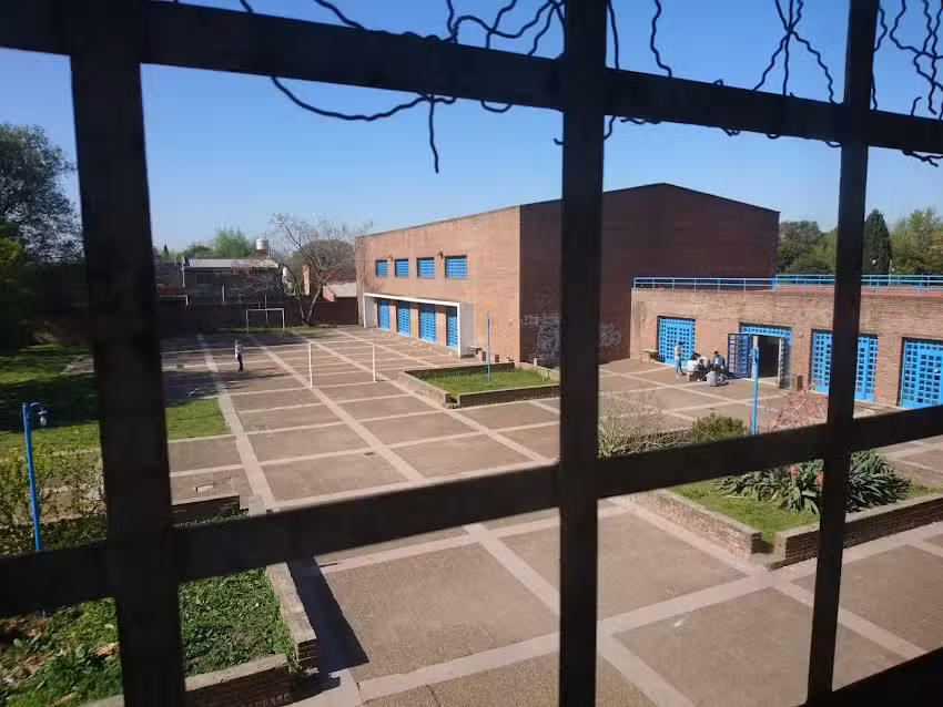 Escuela de Educaci&oacute;n Secundaria n.&deg;6