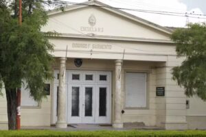 Escuela de Educaci&oacute;n Secundaria N&deg; 4 Ren&eacute; Favaloro