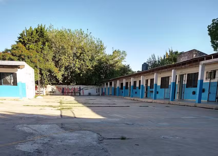 Escuela de Educaci&oacute;n Secundaria N&ordm; 15 &ldquo;Mar&iacute;a Cristina Cournou&rdquo; (EES15)