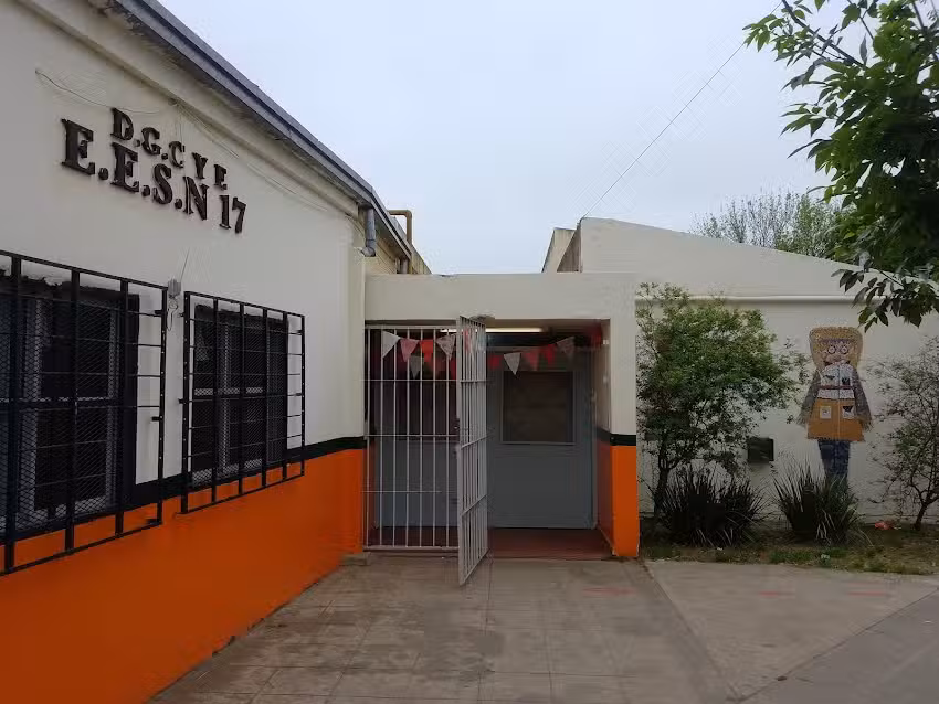 Escuela De Educaci&oacute;n Secundaria N&ordm;17