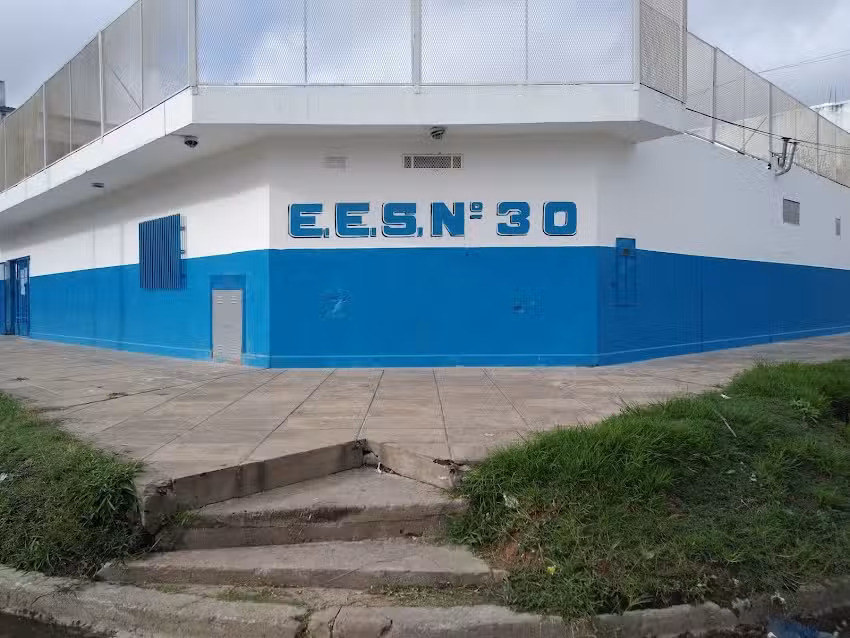 Escuela De Educaci&oacute;n Secundaria N&ordm;30
