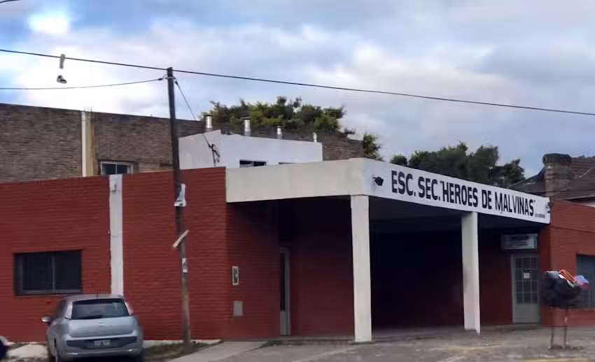 Escuela de Educaci&oacute;n Secundaria N&ordm;4 &ldquo;Heroes De Malvinas&rdquo; &ndash; Ituzaing&oacute;
