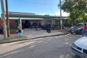 Escuela De Educación Secundaria Nº56