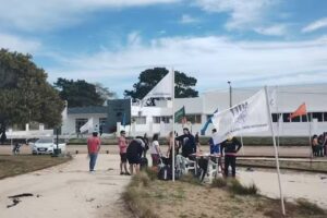 Escuela de Educaci&oacute;n Secundaria T&eacute;cnica N&ordm; 1