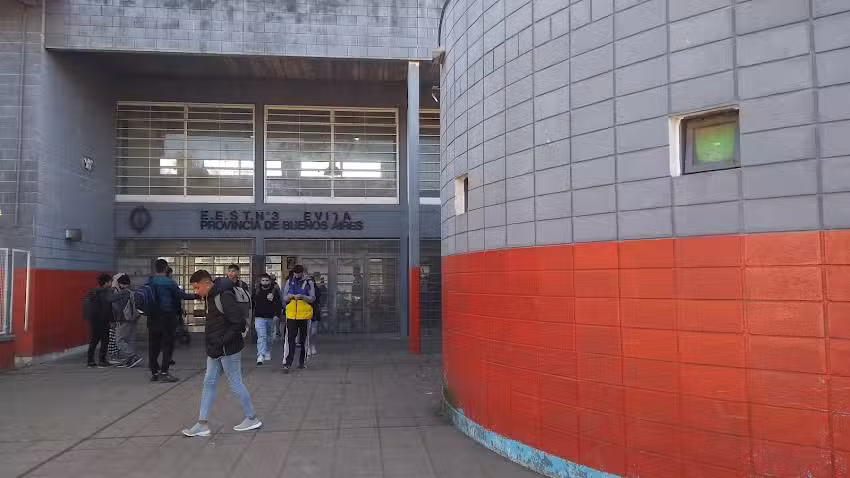 Escuela De Educaci&oacute;n Secundaria T&eacute;cnica N&ordm;3 &ldquo;Evita&rdquo;