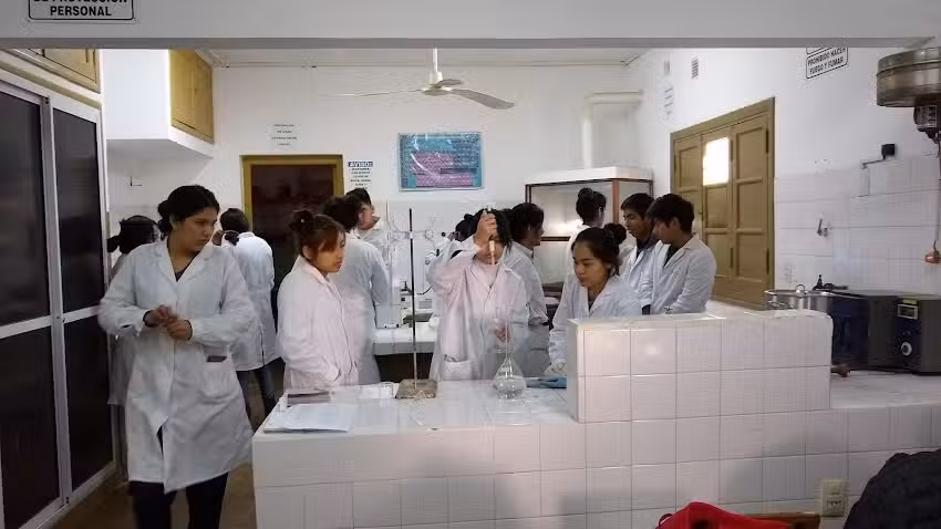 Escuela de Educaci&oacute;n T&eacute;cnica N# 3143