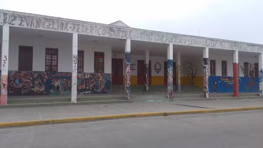 Escuela De Ense&ntilde;anza Media N&deg;2 &ldquo;Islas Malvinas&rdquo;