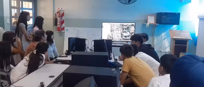 Escuela de Nivel Medio de Niquivil