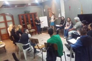 Escuela de Psicolog&iacute;a Social Construyendo Alternativas Parque Chacabuco