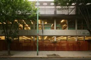 Escuela del Jacarandá