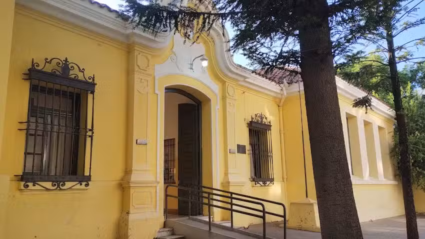 Escuela Dr. Ram&oacute;n J. C&aacute;rcano