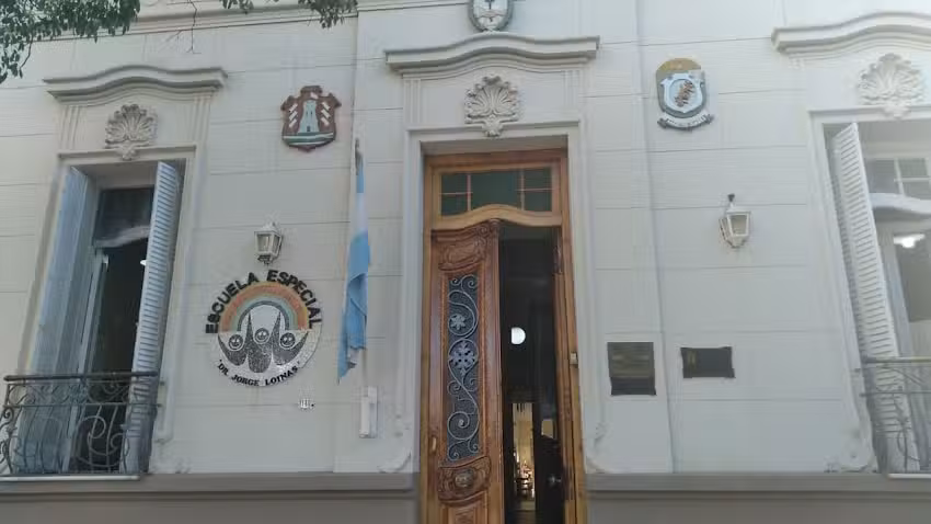Escuela Especial Dr. Jorge Loinas