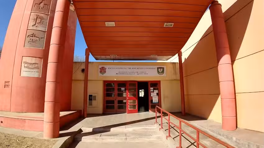 ESCUELA ESPECIAL DR. JOSE REYES CONTRERAS