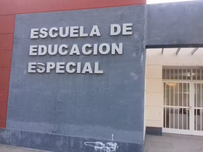 Escuela Especial N* 7198