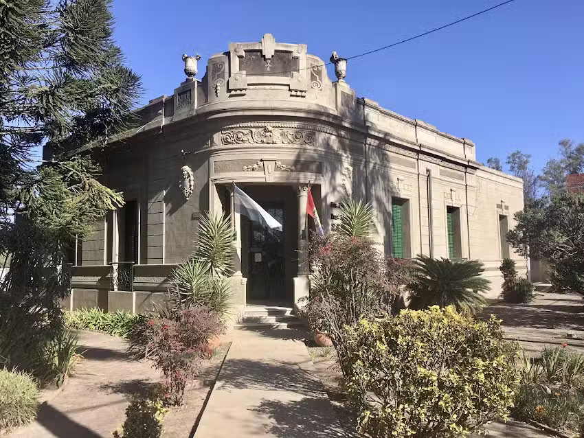 Escuela Fray Justo Sta. Ma. De Oro EESOPI 3002