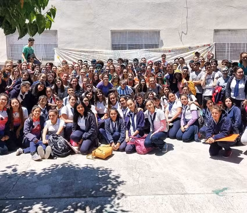 Escuela General Mart&iacute;n Guemes