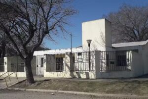 Escuela Hip&oacute;lito Bouchard