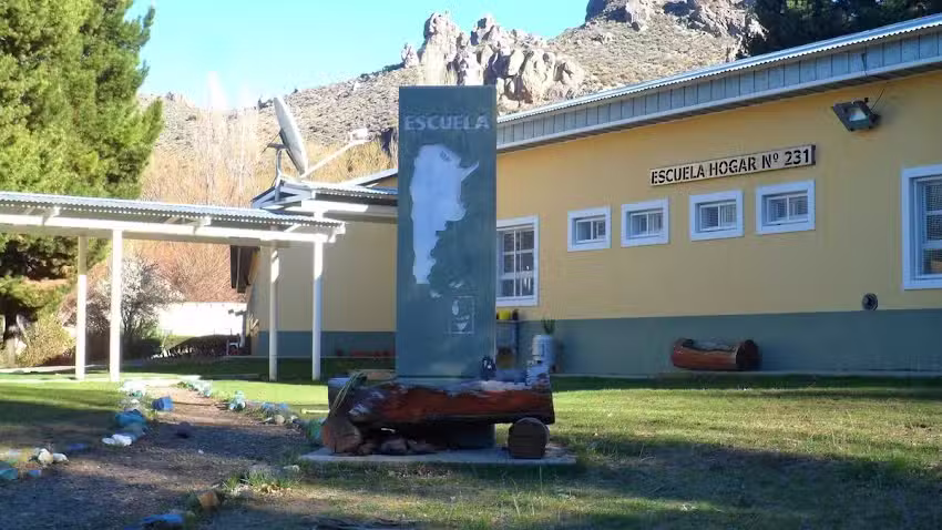 ESCUELA HOGAR NRO.231 (PICHI LEUFU &ndash; RIO NEGRO)