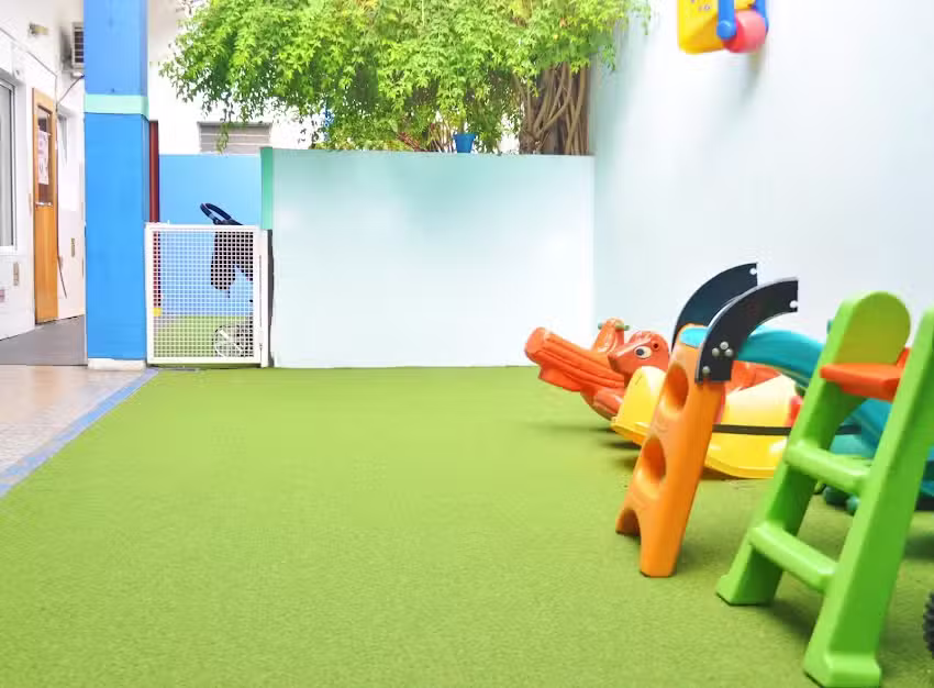 ESCUELA INFANTIL Patio del Sol