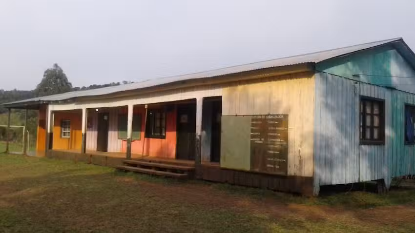 Escuela Intercultural Biling&uuml;e N&deg; 905