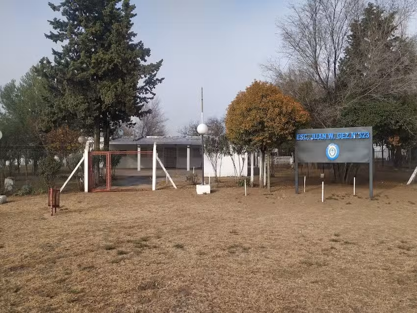 Escuela Juan W Gez N&deg; 323