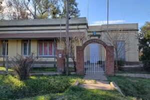 Escuela Libertador General San Martin 328