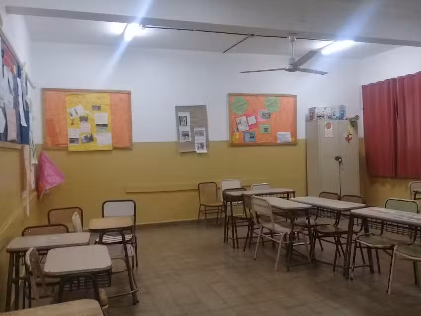 Escuela Manuel Lucero
