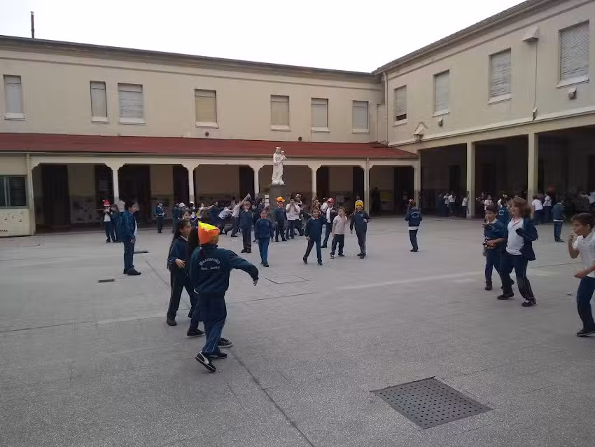 Escuela Mar&iacute;a Mazzarello