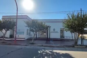 Escuela Media Adolfina Valenzuela