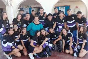 Escuela Media De Santa Cruz