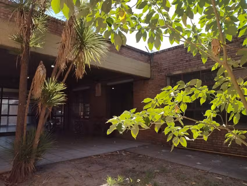 Escuela Media N&deg;37