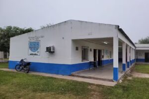 Escuela Media Santa Rosa de Leales